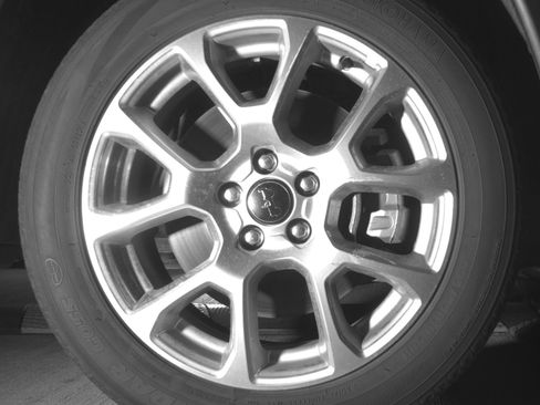 Used 2025 Jeep Compass Limited image 13