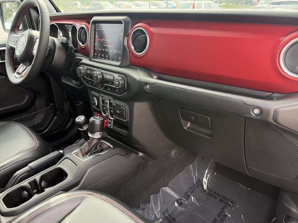 Used 2023 Jeep Gladiator Rubicon AWD/4WD image 30