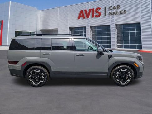 Used 2025 Hyundai Santa Fe SEL image 5