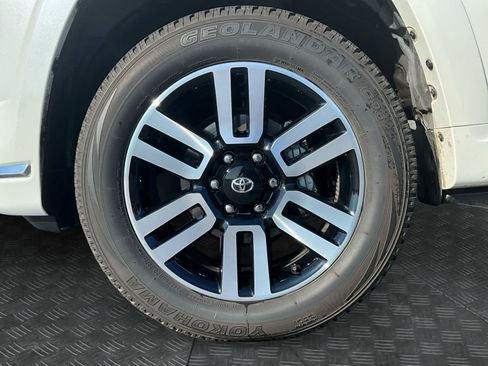 Used 2023 Toyota 4Runner Limited AWD/4WD image 14