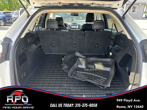 Used 2020 Ford Edge SEL w/ Cold Weather Package AWD/4WD image 28