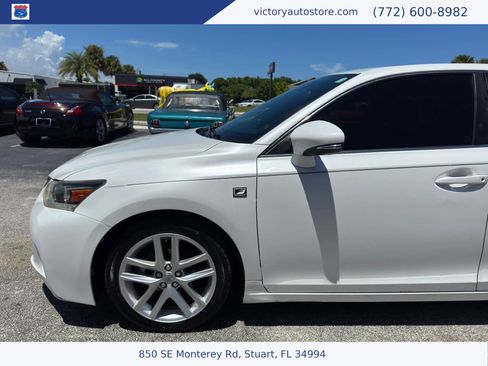 Used 2012 Lexus CT 200h Premium w/ Premium Audio Pkg (F Sport) FWD image 4