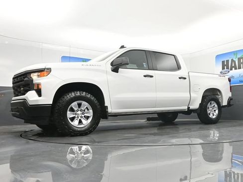 Used 2026 Chevrolet Silverado 1500 W/T w/ WT Value Package AWD/4WD image 15