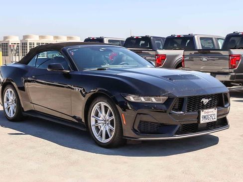 Used 2024 Ford Mustang GT Premium RWD image 3