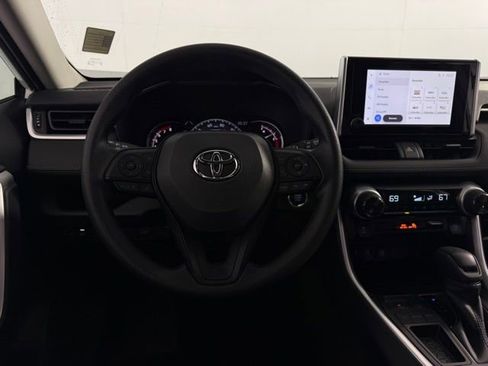Used 2023 Toyota RAV4 XLE image 20