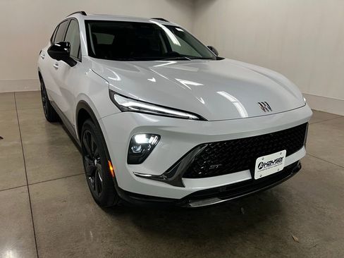 New 2026 Buick Envision Sport Touring image 1