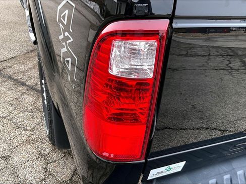 Used 2016 Ford F250 Lariat w/ Lariat Interior Package image 28