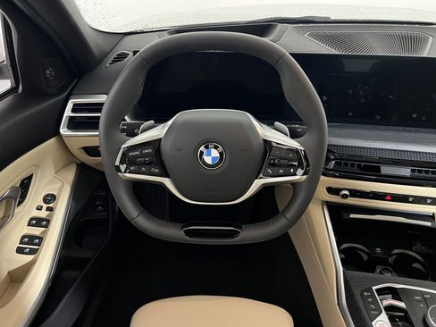 Used 2025 BMW 330i xDrive Sedan w/ Premium Package AWD/4WD image 21