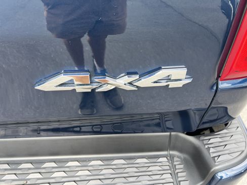 Used 2023 RAM 1500 Big Horn AWD/4WD image 10