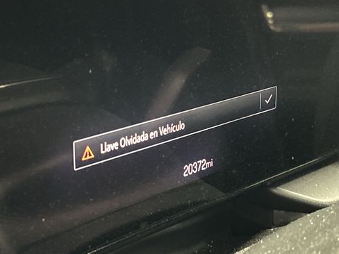 Used 2025 GMC Terrain Elevation AWD/4WD image 7