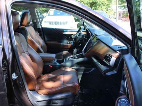 Used 2021 Subaru Outback Touring w/ Popular Package #2 AWD/4WD image 30