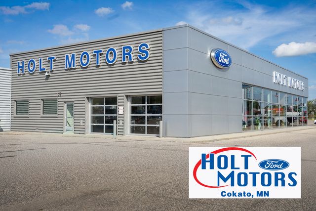 Used 2018 Ford Explorer XLT w/ Equipment Group 202A AWD/4WD image 38