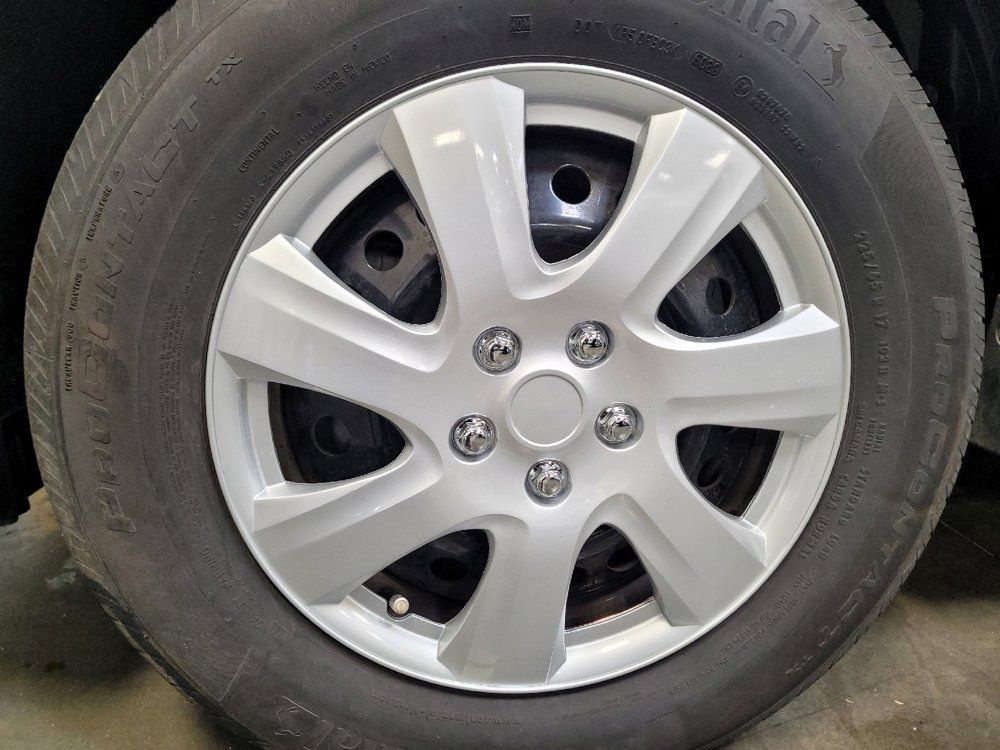 Used 2020 Nissan Rogue S FWD image 31