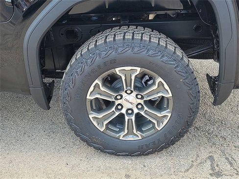 New 2026 GMC Sierra 1500 Pro w/ Pro Value Package image 10