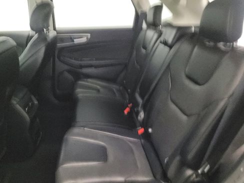 Used 2019 Ford Edge Titanium w/ Equipment Group 301A image 18