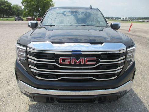 New 2026 GMC Sierra 1500 SLT w/ SLT Convenience Package AWD/4WD image 12