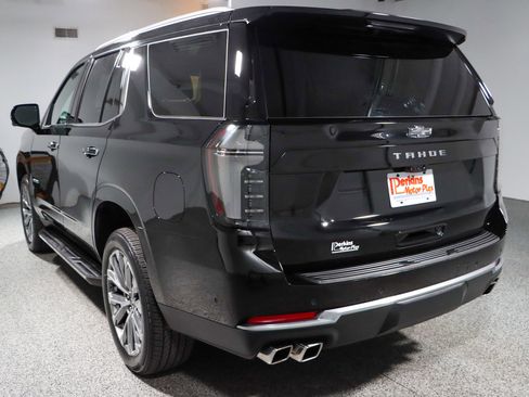 Used 2025 Chevrolet Tahoe High Country w/ Sun And Tow Package image 9