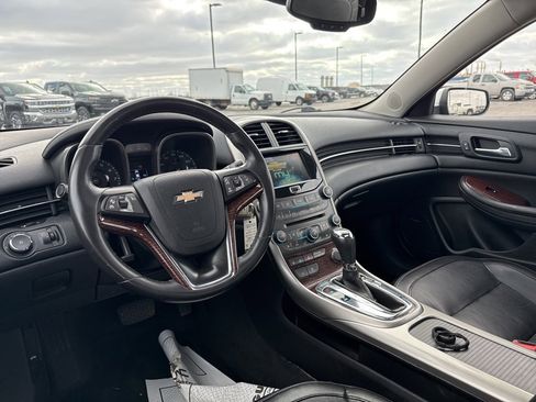 Used 2013 Chevrolet Malibu LT image 11