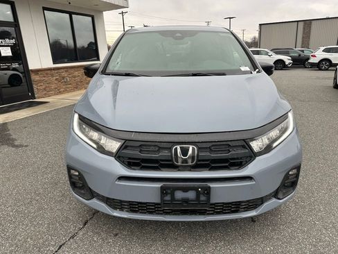 Used 2025 Honda Odyssey Sport-L image 10