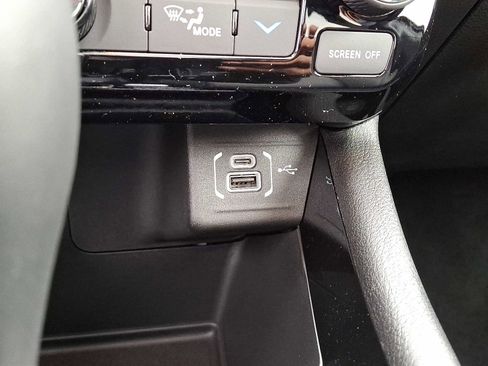 New 2026 Jeep Compass Limited image 16