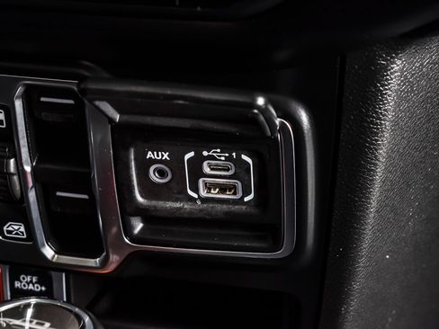 Used 2021 Jeep Gladiator Rubicon AWD/4WD image 28