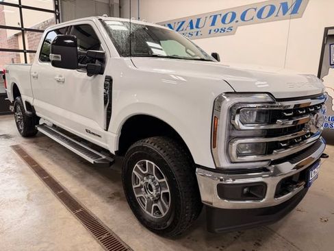 Used 2026 Ford F350 Lariat AWD/4WD image 2