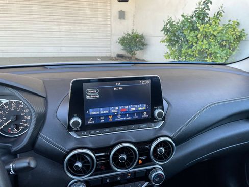 Used 2025 Nissan Sentra SV FWD image 20