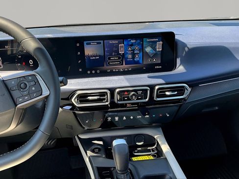 New 2026 Nissan Sentra SL FWD image 11