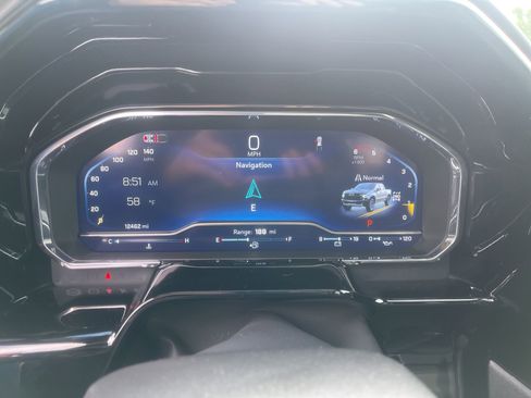 Used 2025 Chevrolet Silverado 1500 ZR2 w/ Technology Package image 6