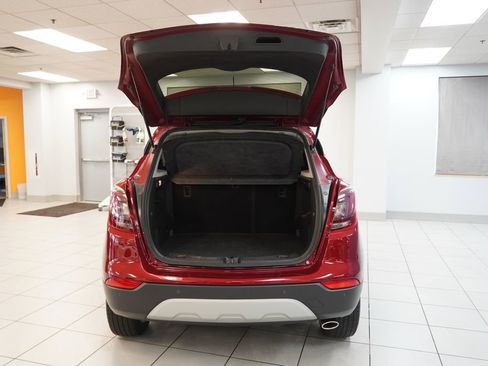 Certified 2021 Buick Encore Preferred w/ Safety Package II AWD/4WD image 9