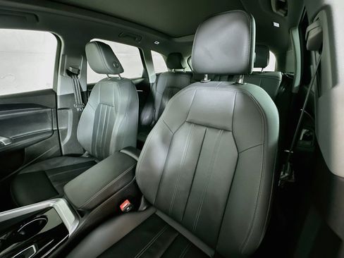 Used 2025 Audi Q5 Premium Plus w/ Premium Plus AWD/4WD image 20