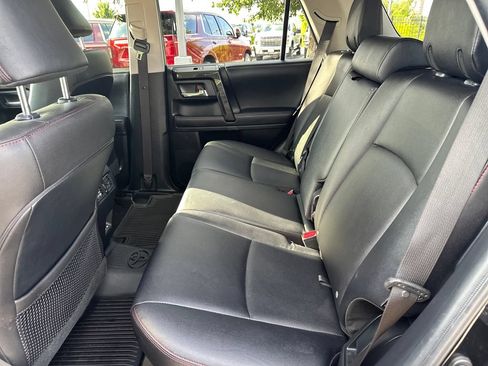 Used 2023 Toyota 4Runner TRD Off-Road Premium w/ Off Road Premium Plus Package AWD/4WD image 33