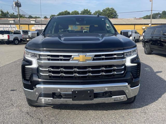 Used 2024 Chevrolet Silverado 1500 LTZ AWD/4WD image 10