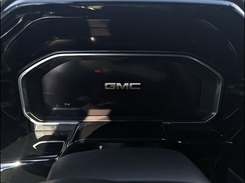 New 2026 GMC Sierra 1500 SLT w/ SLT Premium Plus Package AWD/4WD image 2