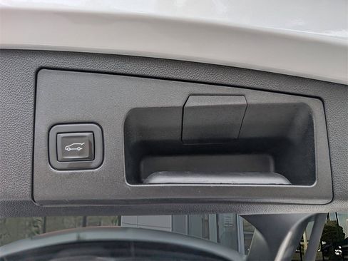 Certified 2021 Cadillac XT4 Sport w/ Cold Weather Package image 20