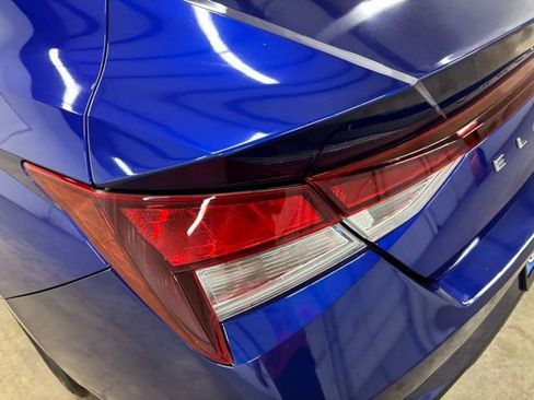 Used 2023 Hyundai Elantra SEL w/ Cargo Package FWD image 7