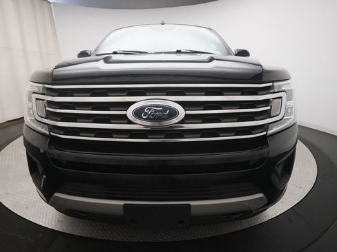 Used 2020 Ford Expedition Max XLT w/ Equipment Group 202A AWD/4WD image 11