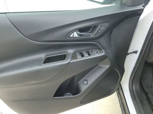 Used 2024 Chevrolet Equinox LT w/ LPO, Floor Liner Package image 17