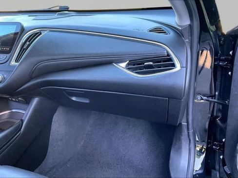 Used 2024 Chevrolet Malibu LT FWD image 18