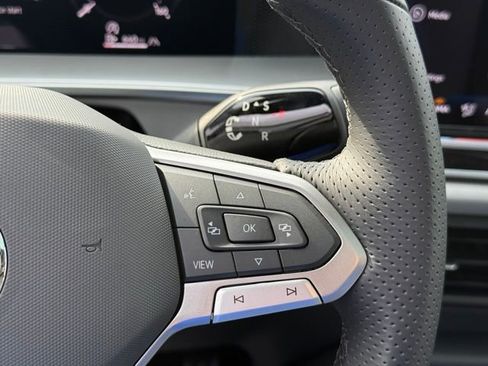 New 2026 Volkswagen Tiguan SE R-Line image 26