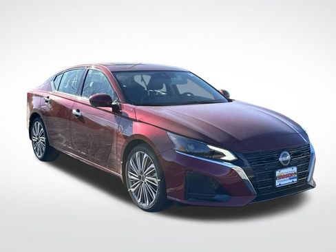 New 2025 Nissan Altima 2.5 SL image 7