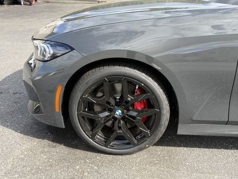 Used 2026 BMW 330i xDrive Sedan w/ M Sport Package AWD/4WD image 8