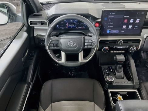 Used 2024 Toyota Tacoma TRD Off-Road AWD/4WD image 19