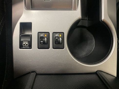 Used 2021 Toyota 4Runner SR5 Premium image 26