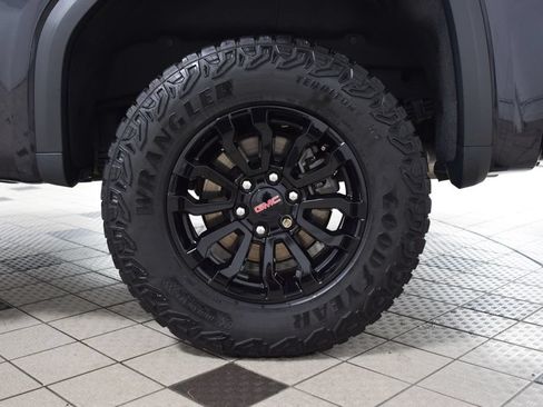 Used 2023 GMC Sierra 1500 AT4X AWD/4WD image 31