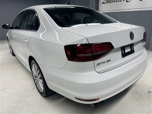 Used 2016 Volkswagen Jetta SEL w/ Lighting Package image 4