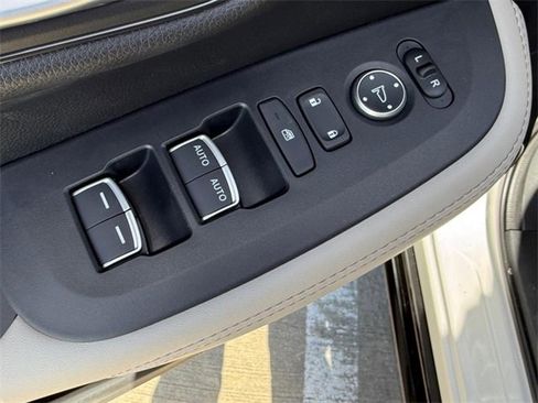 New 2026 Honda HR-V EX-L image 9