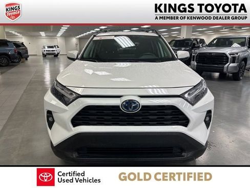 Used 2023 Toyota RAV4 AWD Hybrid image 3