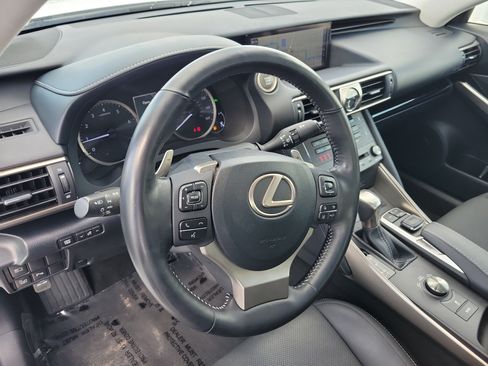 Used 2019 Lexus IS 300 w/ Navigation Package RWD image 21