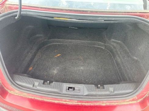 Used 2013 Ford Taurus SEL FWD image 12